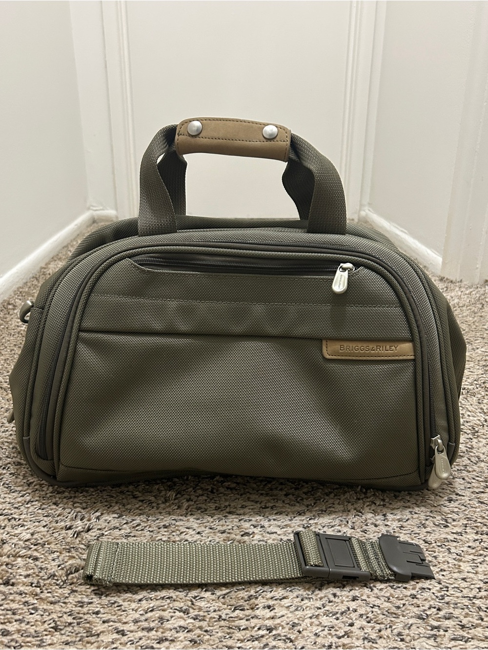 Briggs & Riley Baseline Underseat Carry-On Duffle Tote Overnight Bag